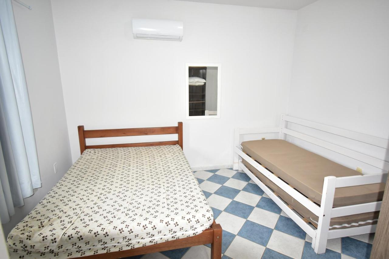 Residencial Melfi 2 Apartamento Com Piscina ボンビーニャス エクステリア 写真
